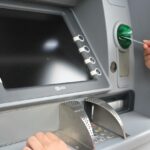 ATM σε γερμανική τράπεζα και ανάληψη χρημάτων