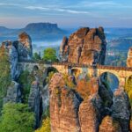 Η Bastei Bridge στα Sandstone Mountains στη Σαξονική Ελβετία