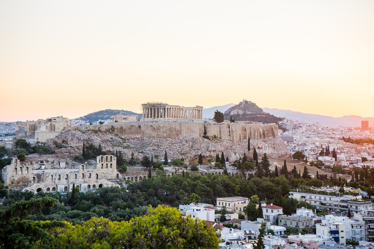 Πανοραμική φωτογραφία της Αθήνας με τον λόφο της Ακρόπολης και τον Παρθενώνα